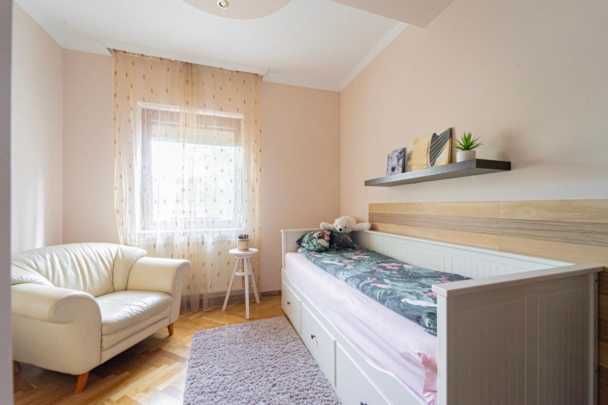 Вилла B48 Bigflat - Kenyelem 130 M2 En Тёрёкбалинт Экстерьер фото